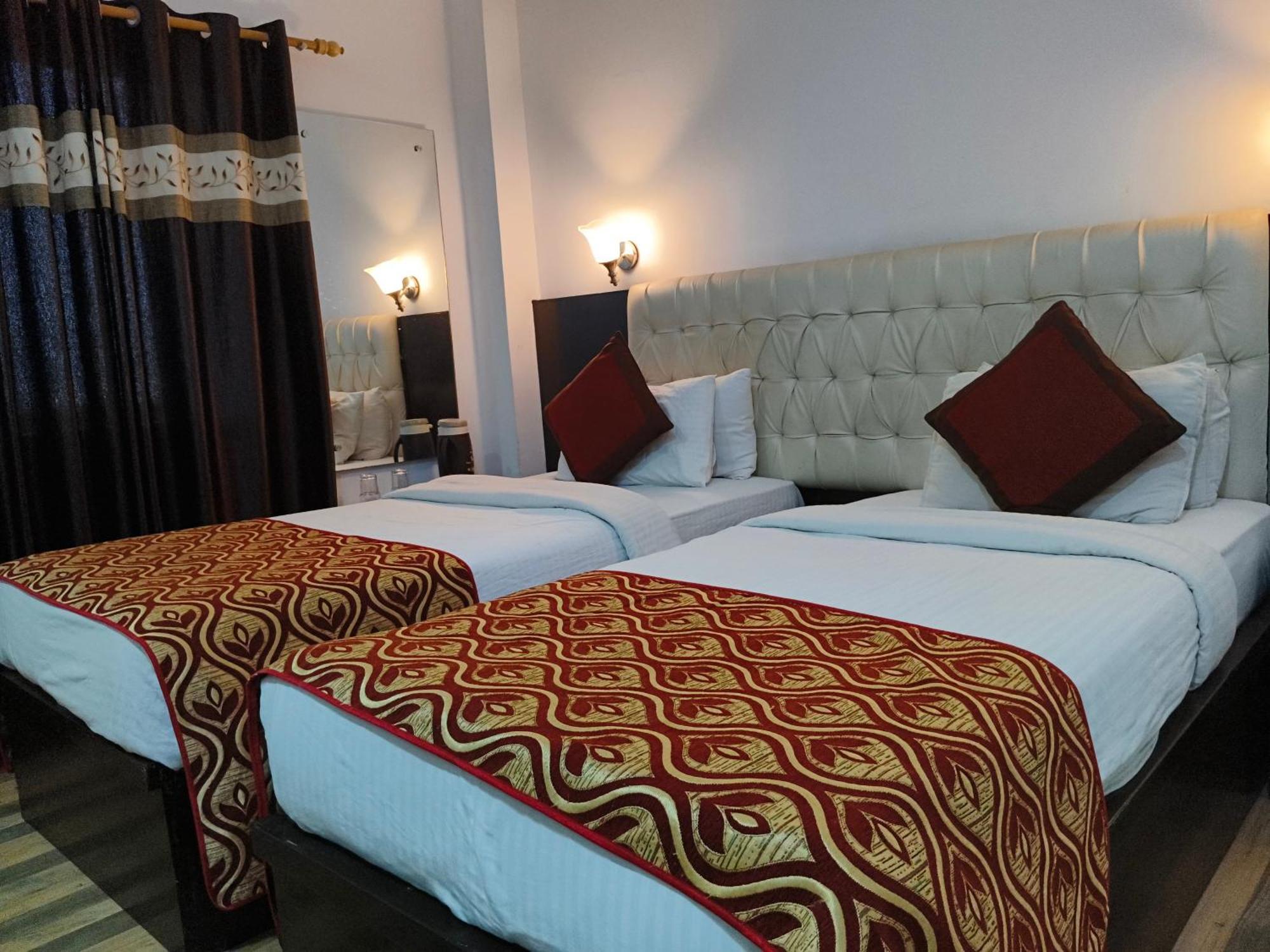 Hotel Samovar By Goyal Hotel آغْرا المظهر الخارجي الصورة