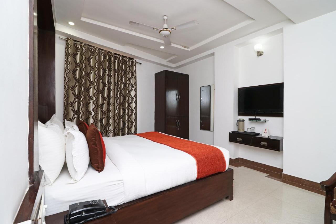 Hotel Samovar By Goyal Hotel آغْرا المظهر الخارجي الصورة